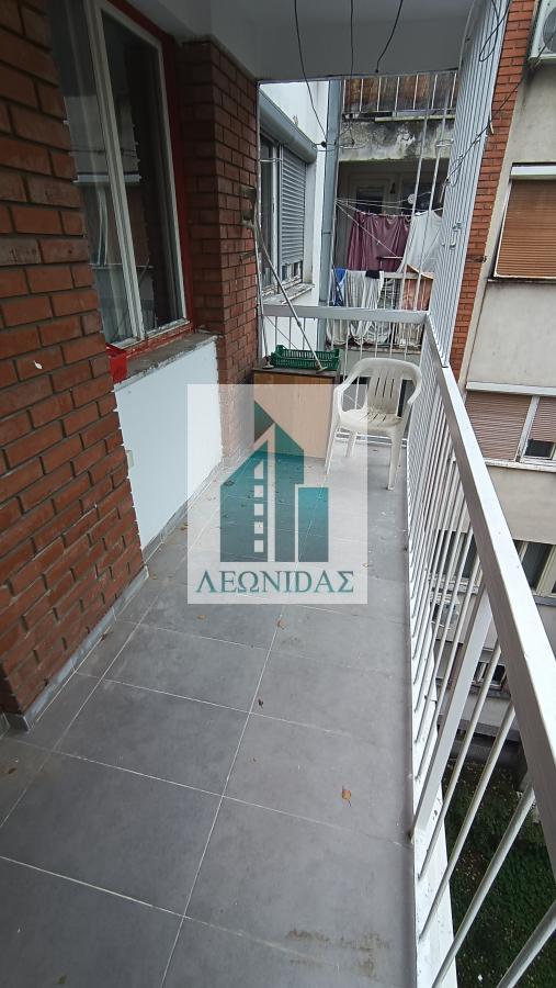 2.0 stan blizu Medicinskog fakulteta