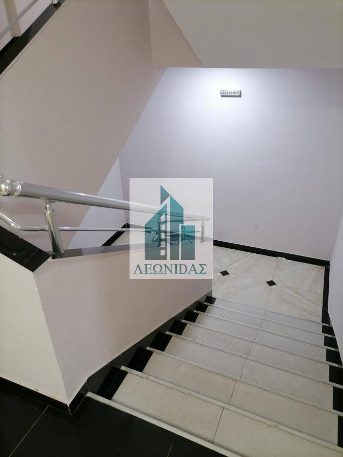 2.0 stan u novoj zgradi na Paliluli