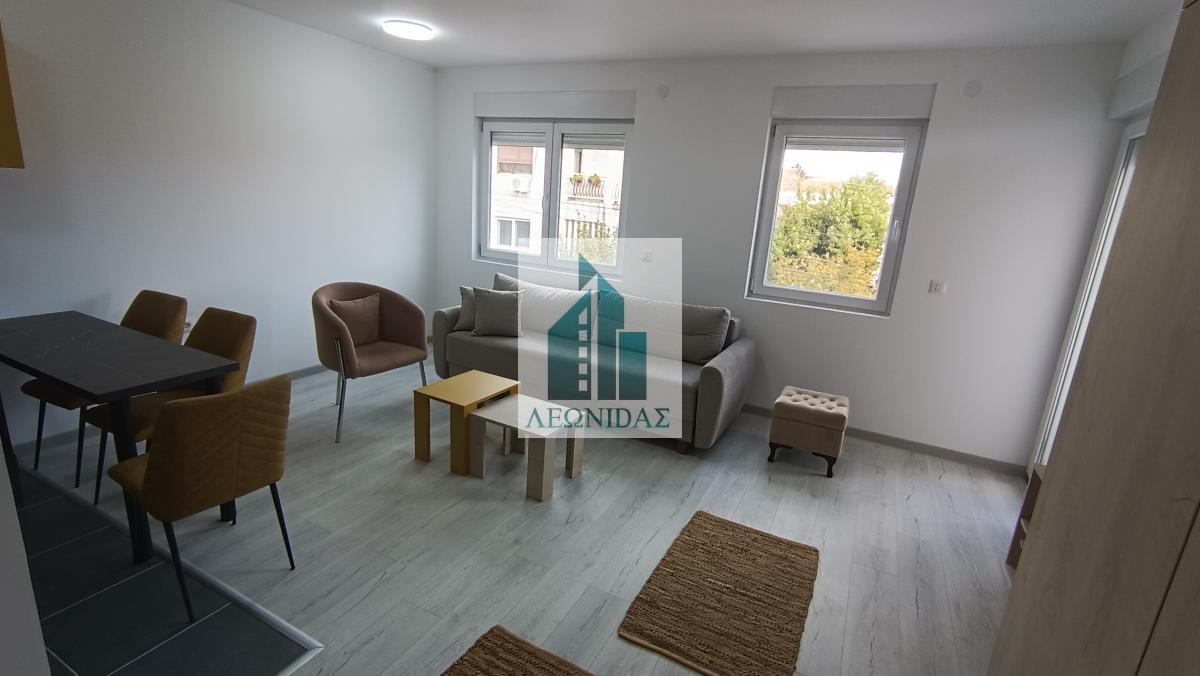 Odlična garsonjera kod pantelejske crkve