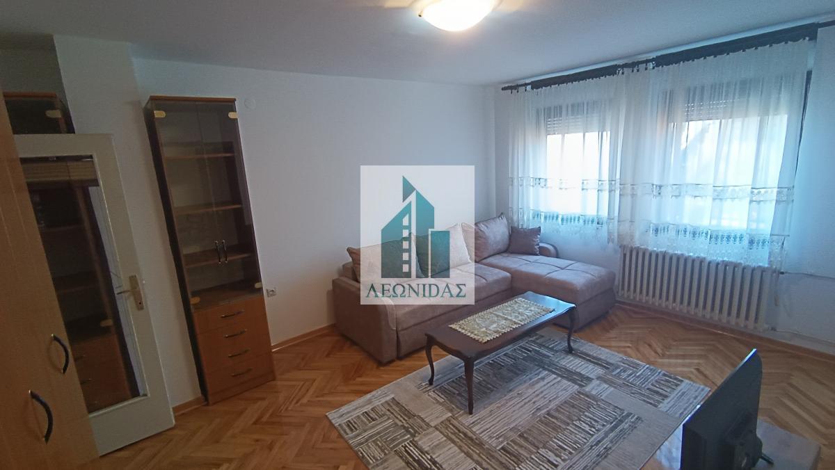 2.0 renoviran stan na Bulevaru Nemanjića