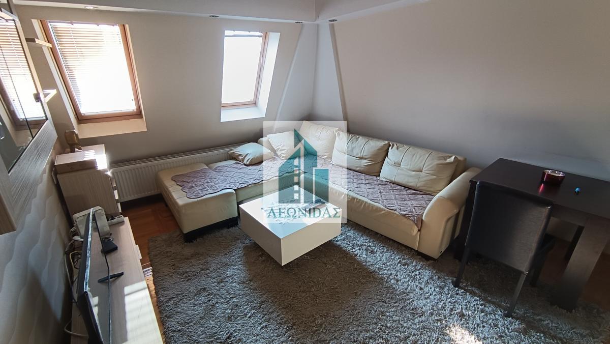 2.5 stan na odličnoj lokaciji, uži centar grada