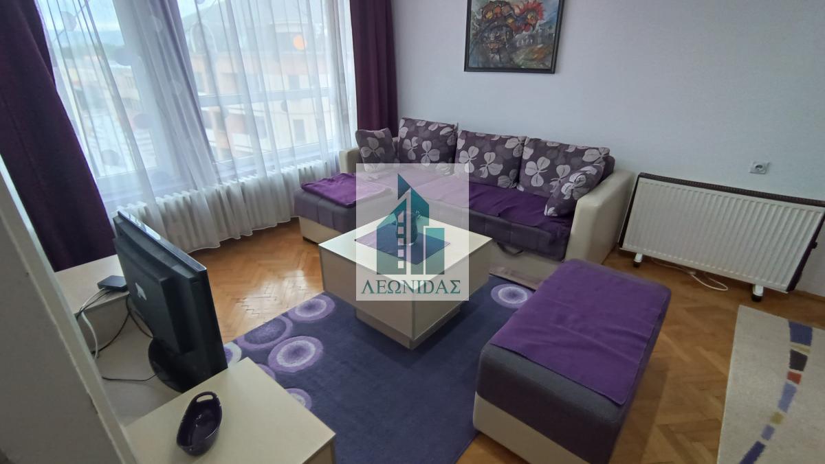 2.0 stan u samom centru grada