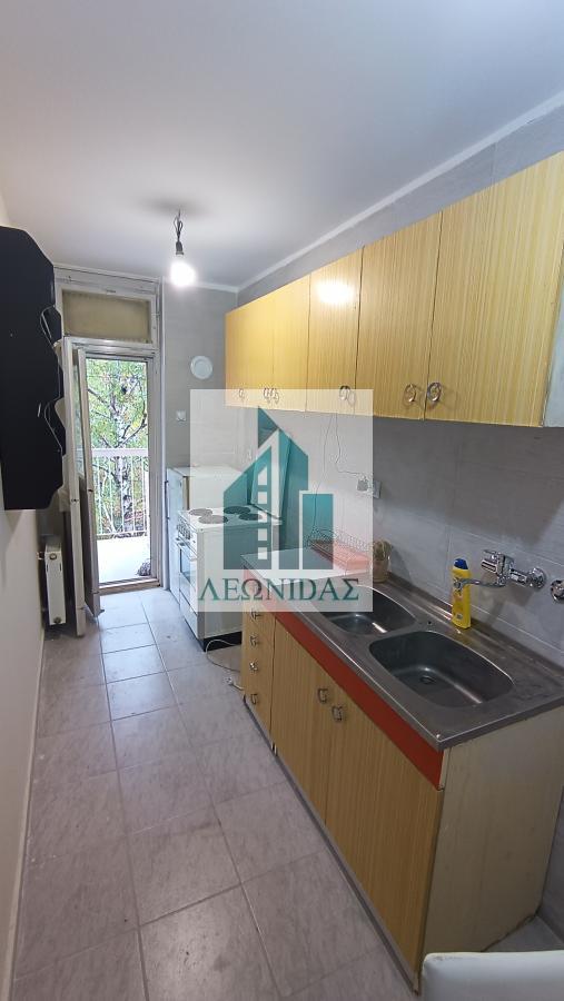 2.0 stan blizu Medicinskog fakulteta