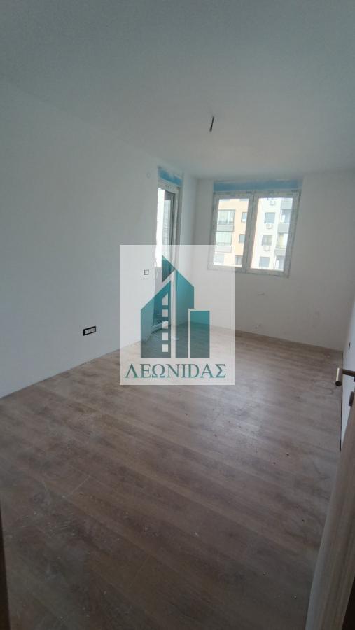 Odličan 3.5 stan u novogradnji!