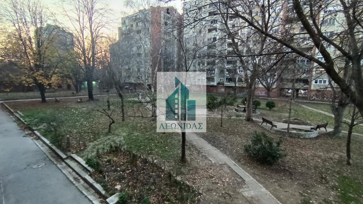 2.0 stan na Bulevaru Nemanjića