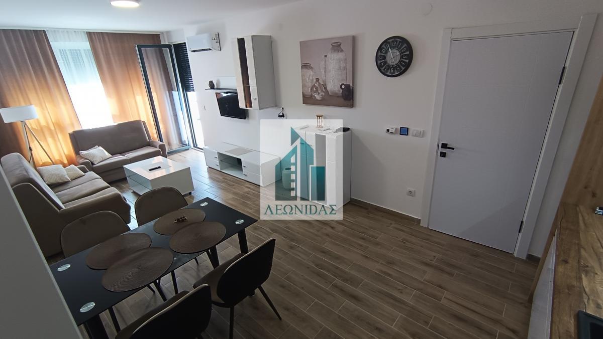 Odličan, neuseljavan 1.5 stan na Panteleju