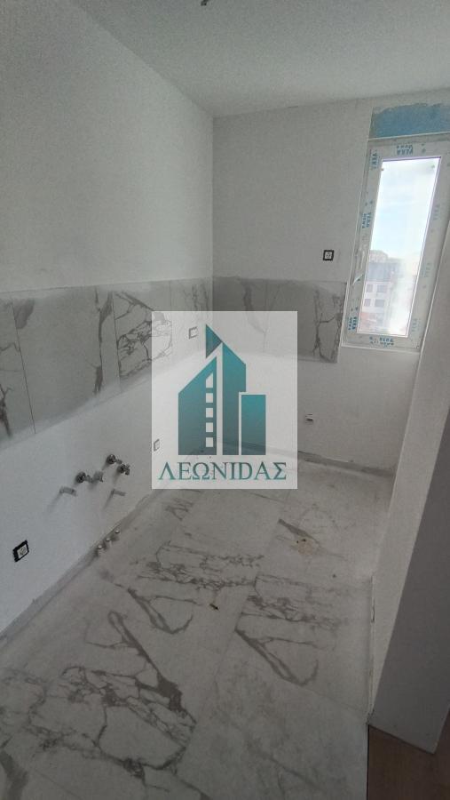 Odličan 3.5 stan u novogradnji!