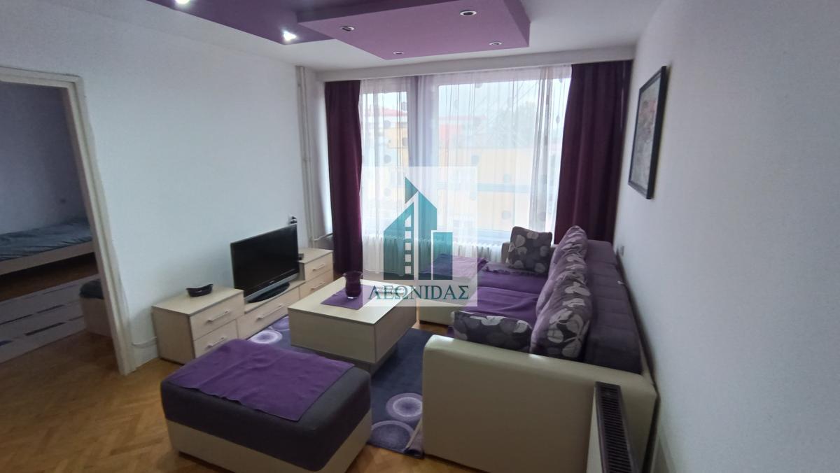 2.0 stan u samom centru grada