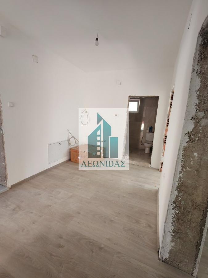 Odličan 3.0 stan u kući