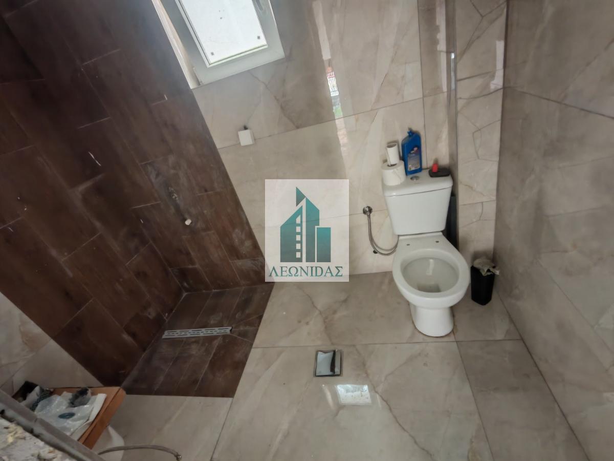 Odličan 3.0 stan u kući