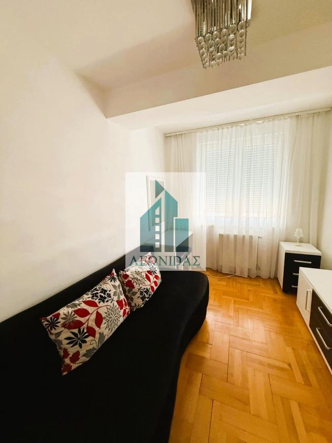 3.0 stan Bulevar Nemanjića