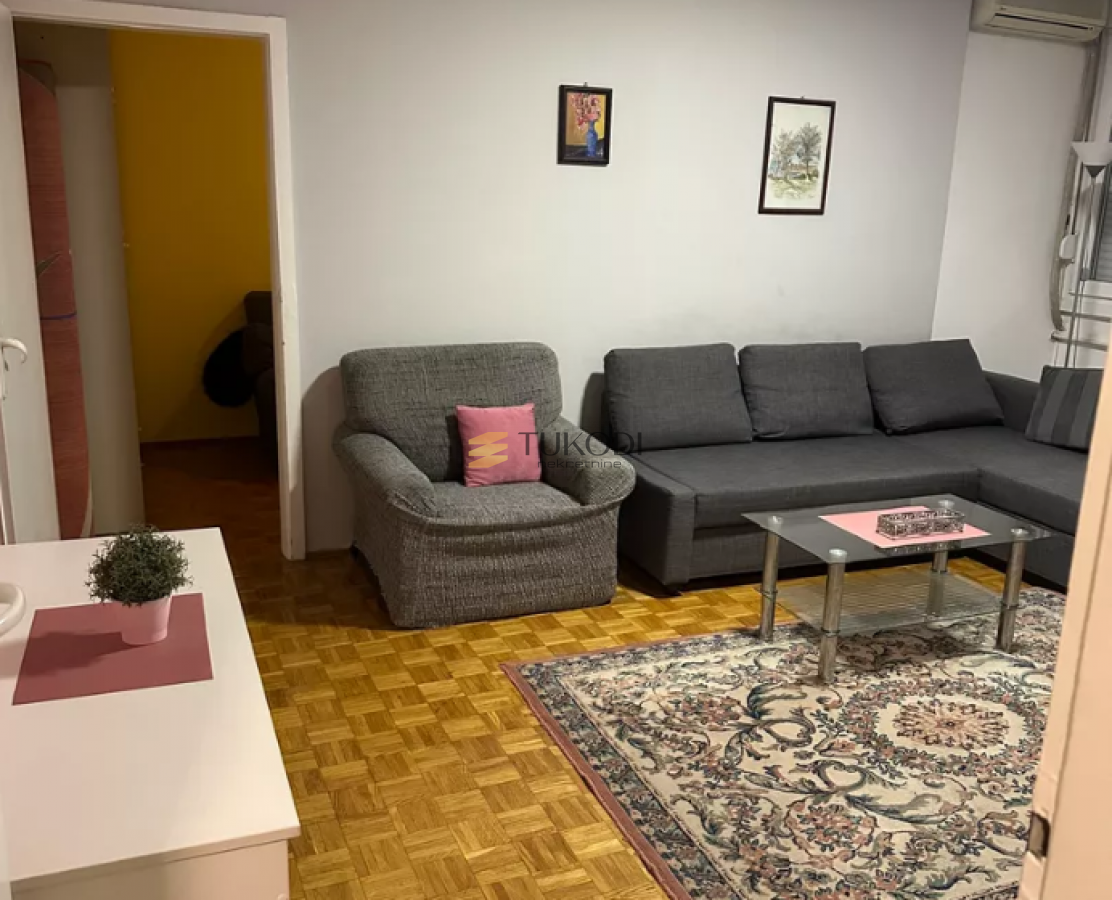 Izdaje se 1.5 stan u 21.bloku