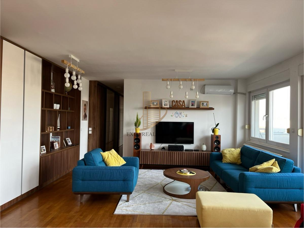 Prodaja 4,0 stan od 112m2 Maksima Gorkog