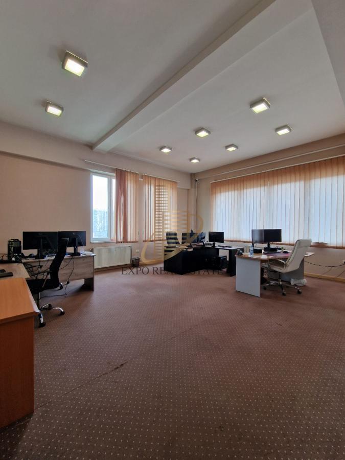 Poslovni prostor od 690m2