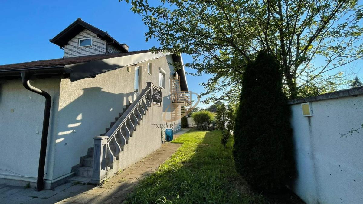 Prodaja,kuća na Kosmaju 355m2