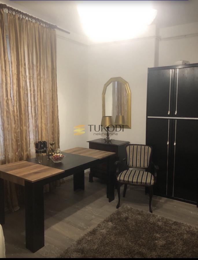 Renoviran stan na Vračaru