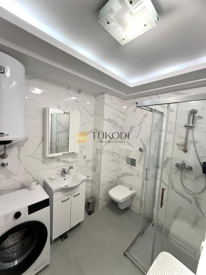 Izdavanje 2.0 lux stana na Zvezdari