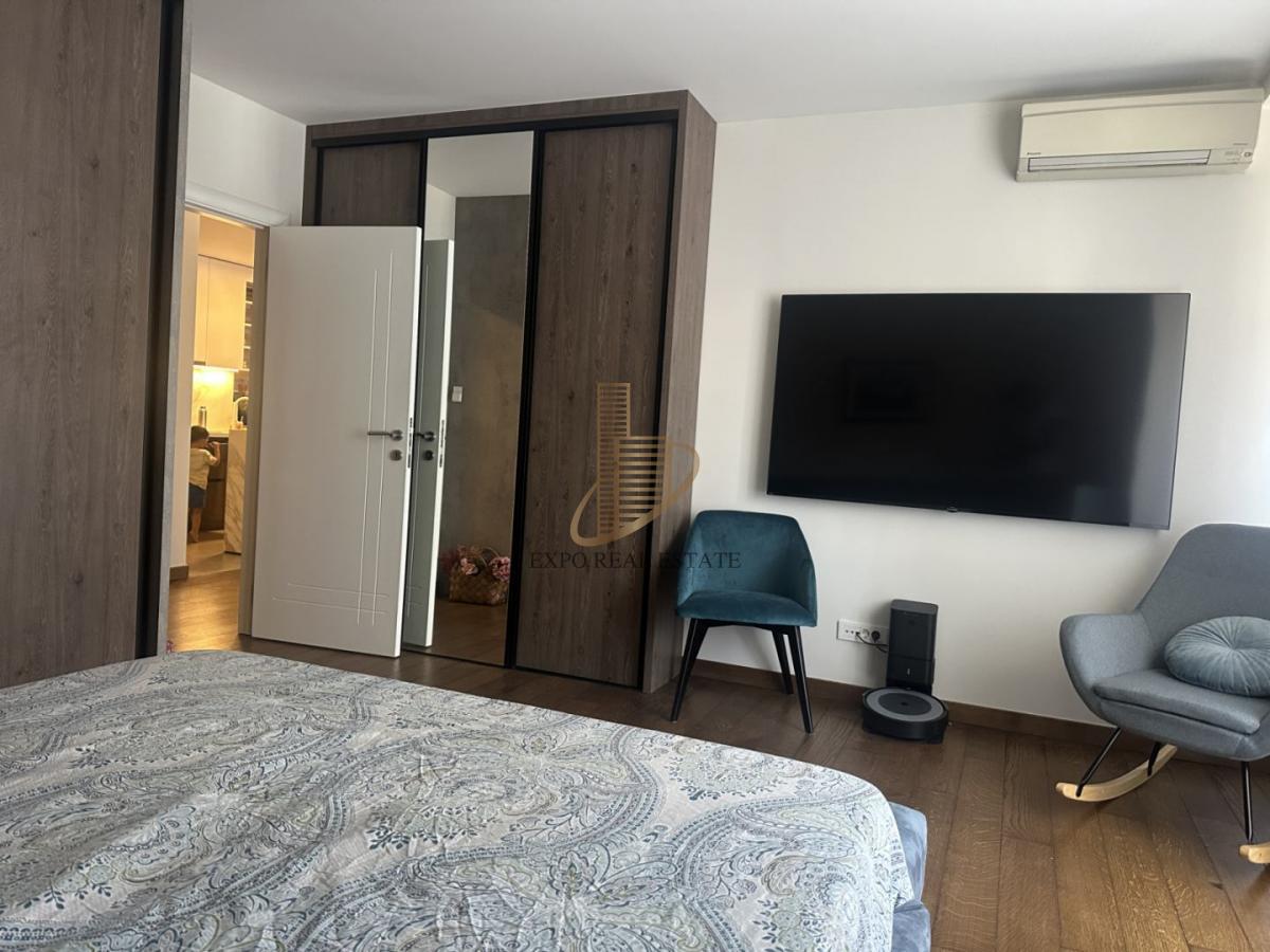 Prodaja 4,0 stan od 115m2 Južni Bulevar