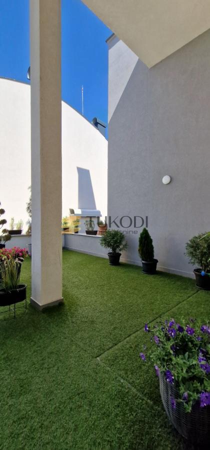 Za prodaju 4,0 stan od 145m2 - Telep