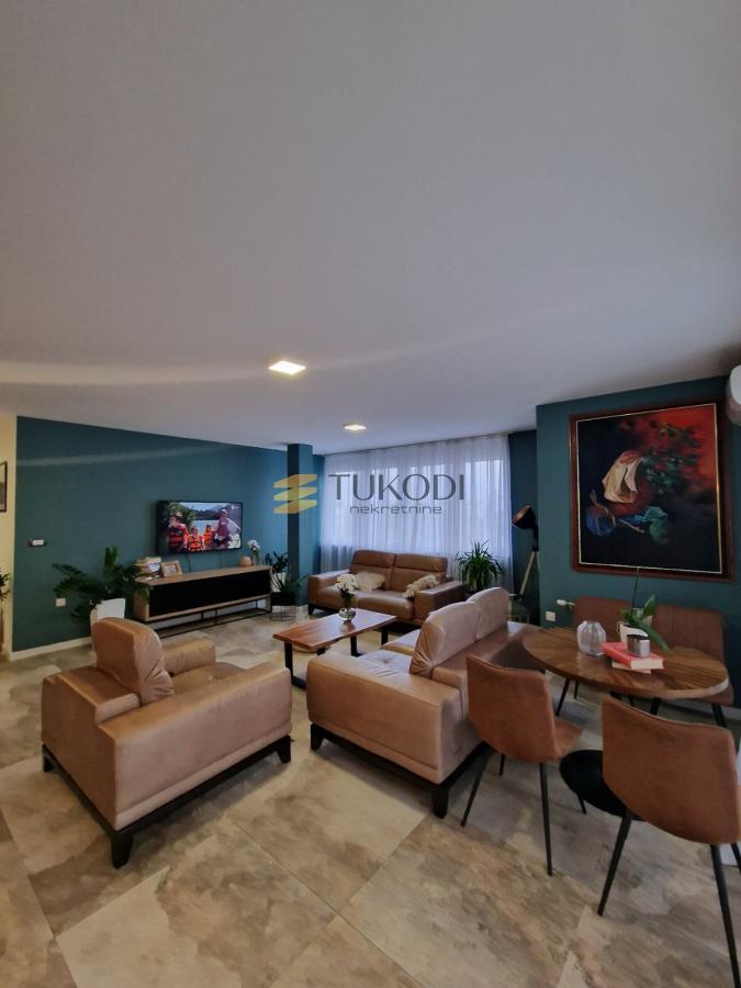 Za prodaju 4,0 stan od 145m2 - Telep