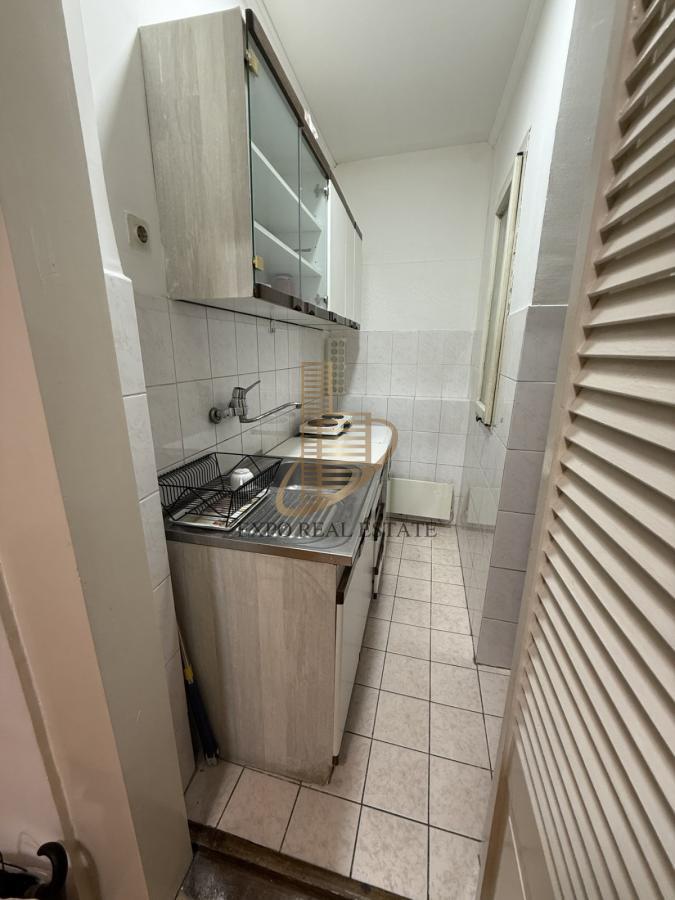 Izdavanje 3,0 stan za poslovnu delatnost 60m2