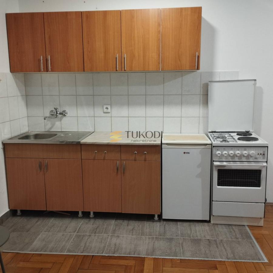 Izdavanje,garsonjera od 30m2 Bul.Oslobodjenja