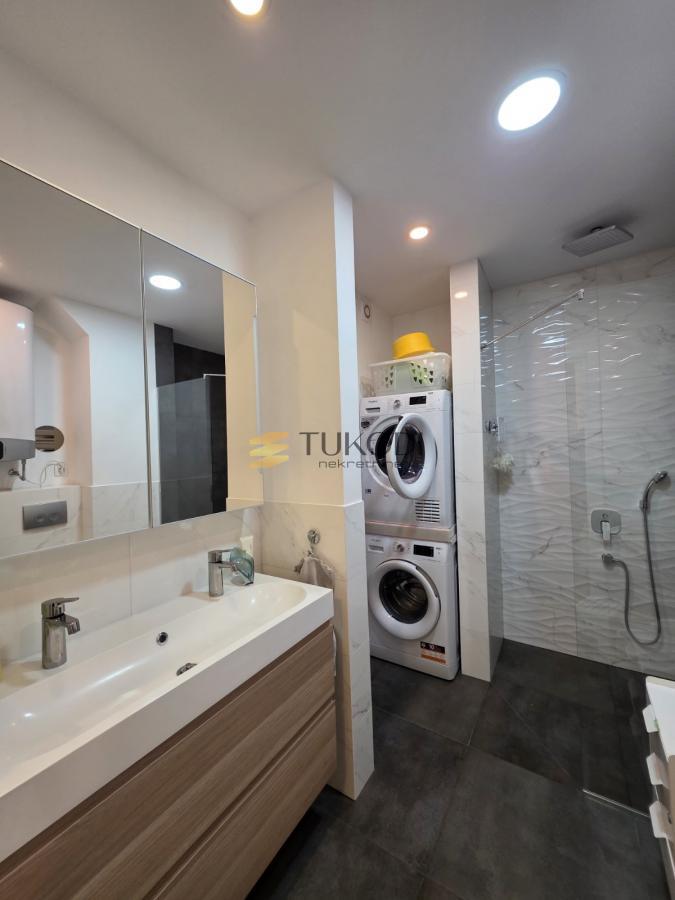 Izdavanje 3,0 stan od 80m2 Blok 22