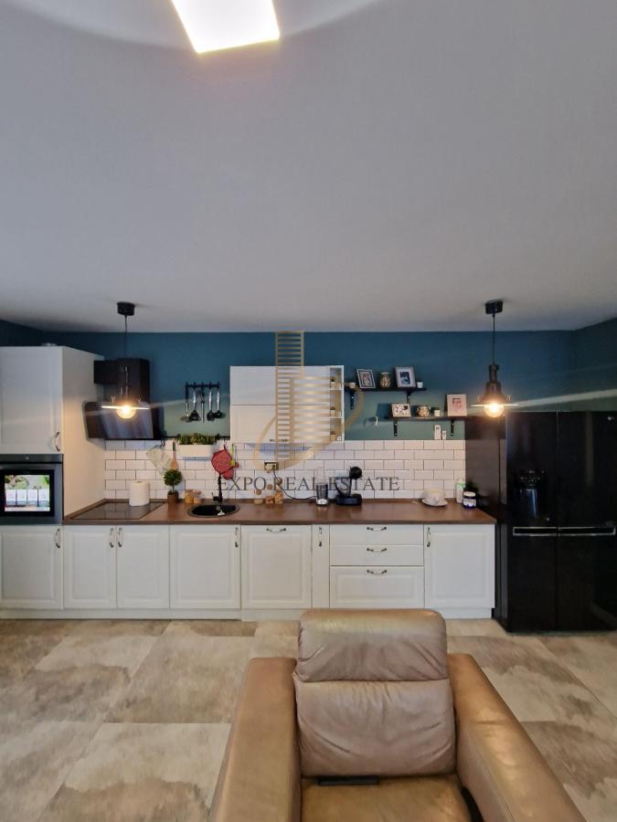 Za prodaju 4,0 stan od 145m2 - Telep