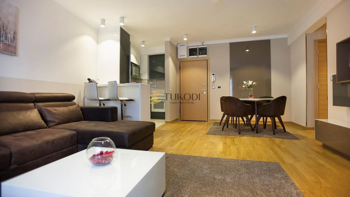 3,0 stana od 75m2 kod Hrama