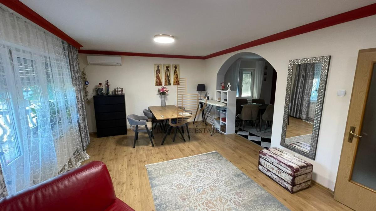 Prodaja,kuća na Kosmaju 355m2