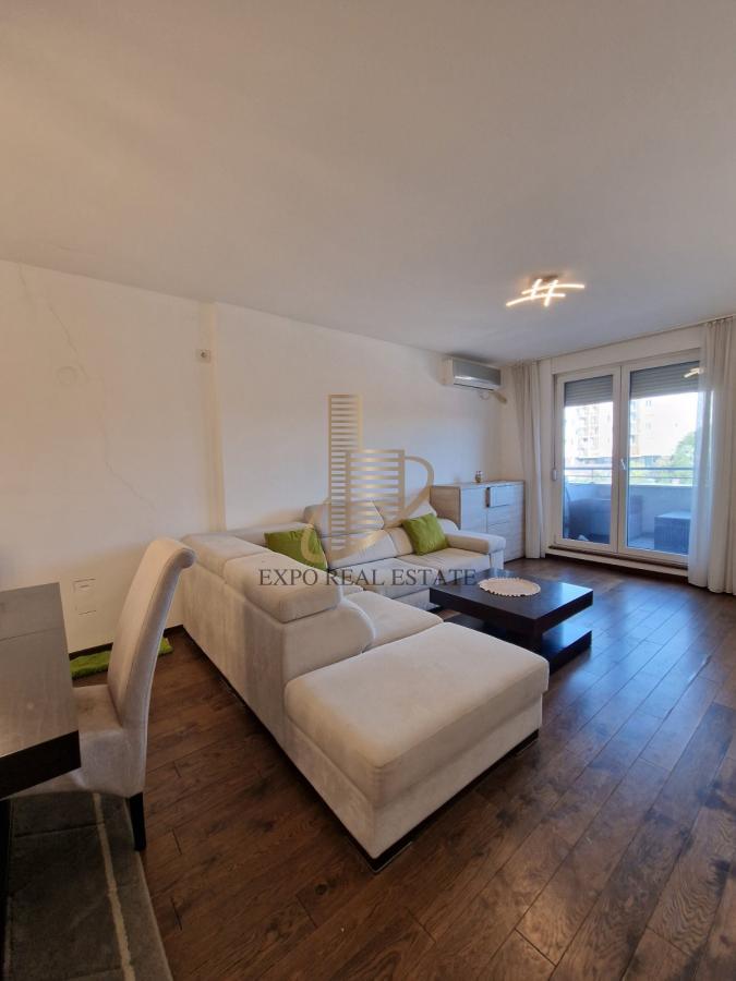 Prodaja 3,0 stan od 86m2 Laguna