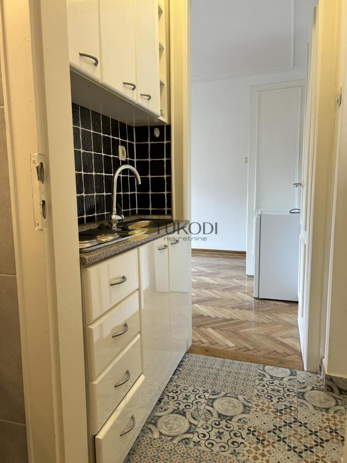 Salonac 2.0 u srcu Beograda idealan za poslovni prostor