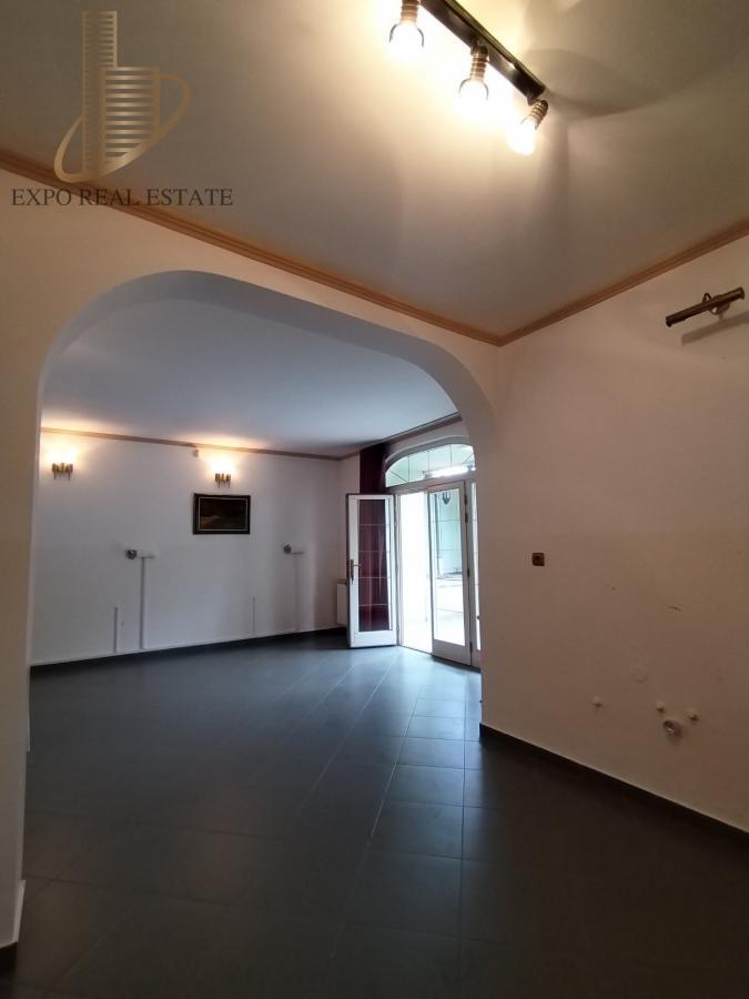 Za izdavanje poslovni objekat od 750m2 pogodan za IT delatnost