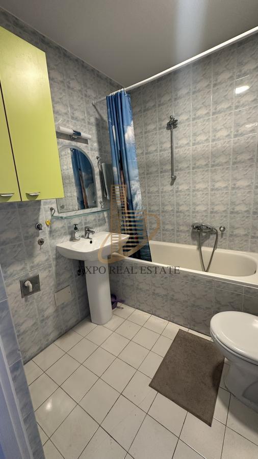 Dvoiposoban stan kod Arene, pogodan za poslovni prostor ili stanovanje