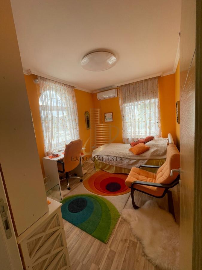 2-etažna kuća od 400m3 Veternička rampa