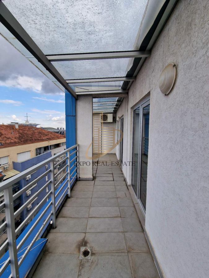 Izdavanje 3,0 stan od 80m2 Bul.Oslobodjenja