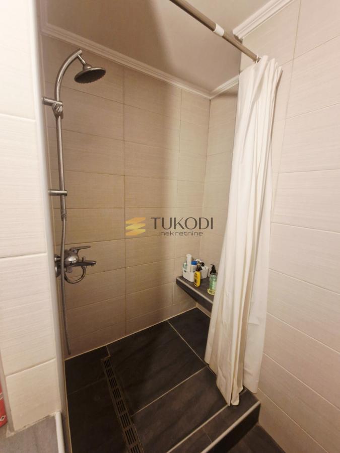 Moderan i renoviran stan kod bivše Juge