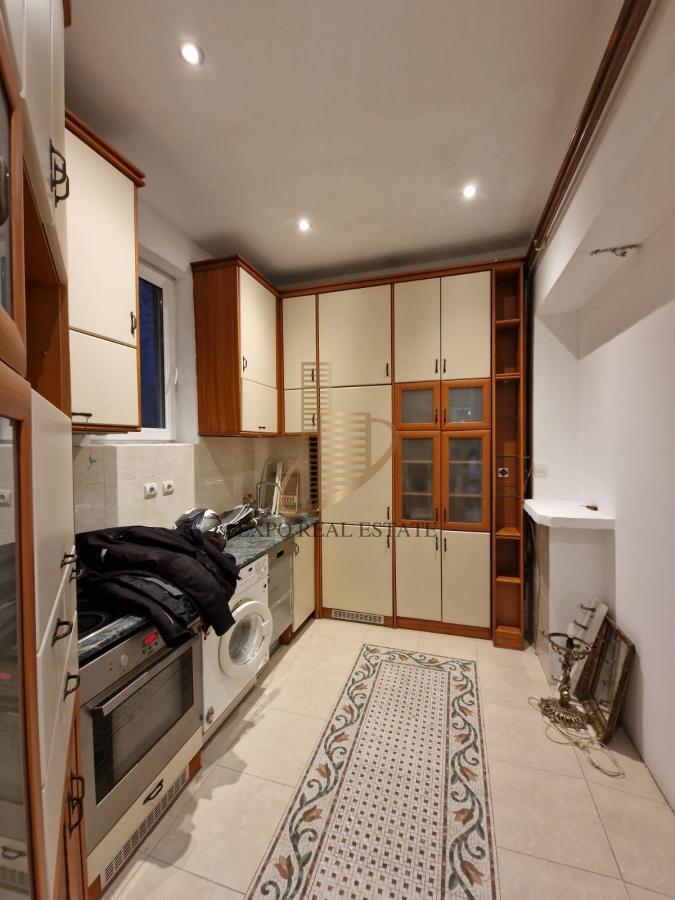 Izdavanje 5,0 stan za poslovnu delatnost 117m2