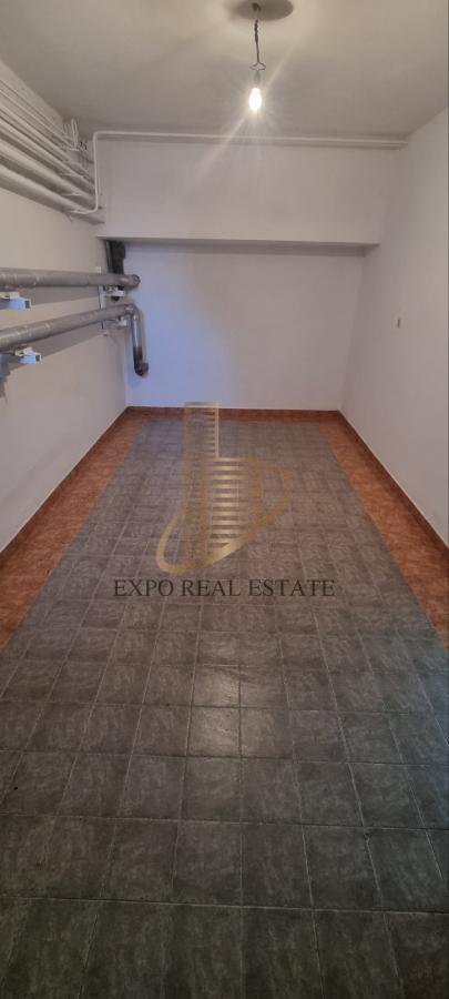 Za prodaju lokal od 70m2 - Socijalno