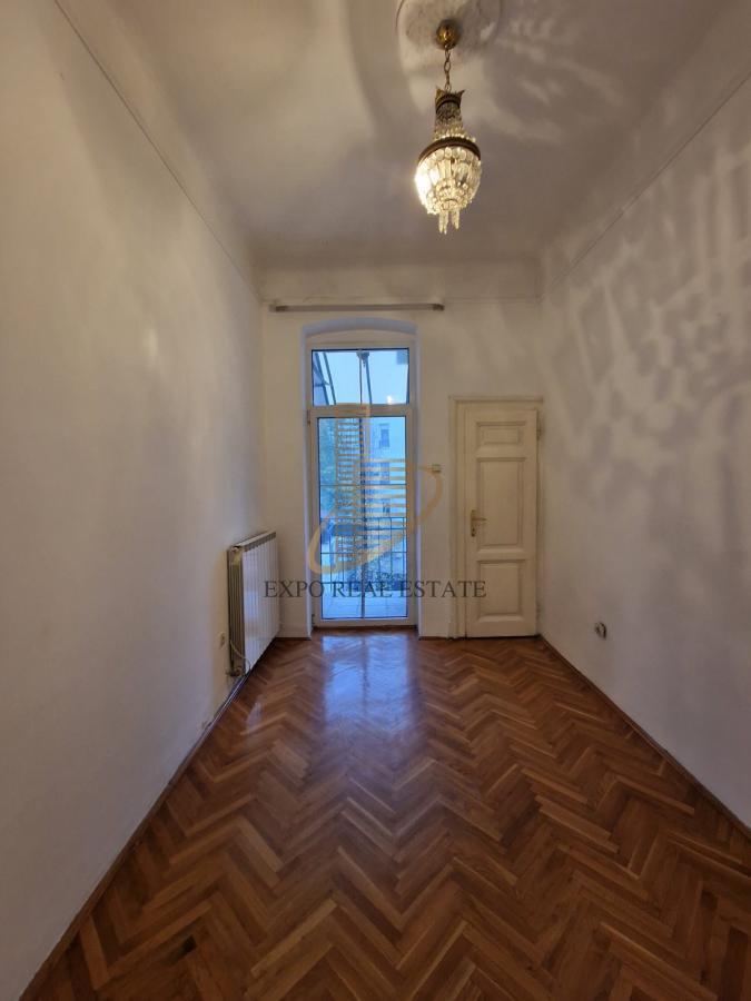 Izdavanje 5,0 stan za poslovnu delatnost 117m2