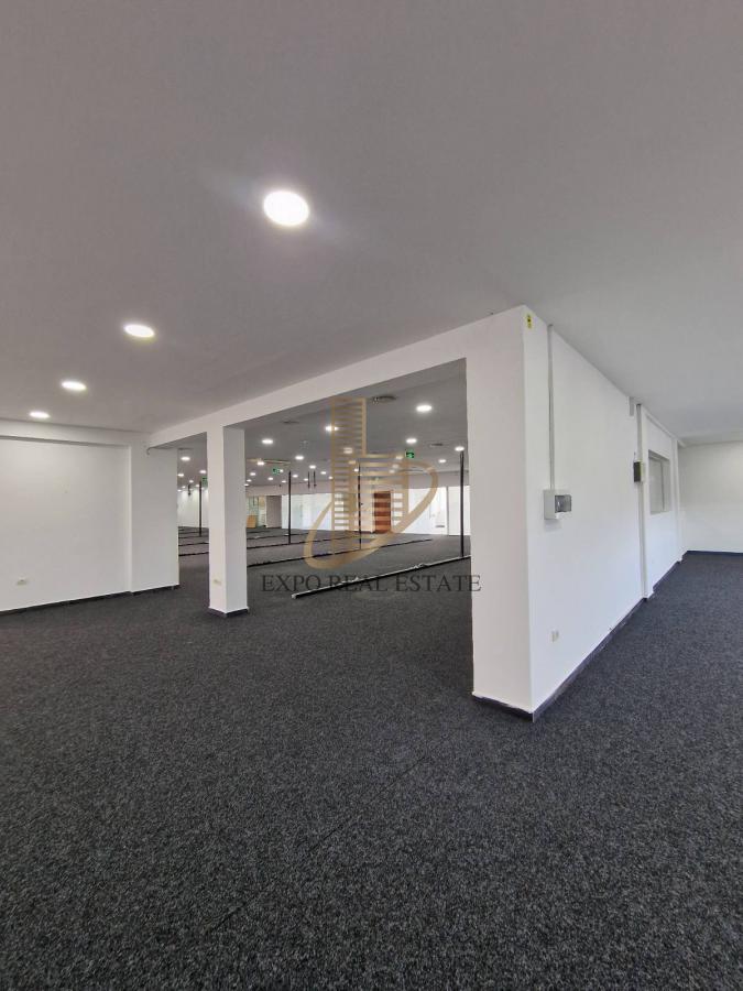 Poslovni prostor 1150m2 Novo Naselje