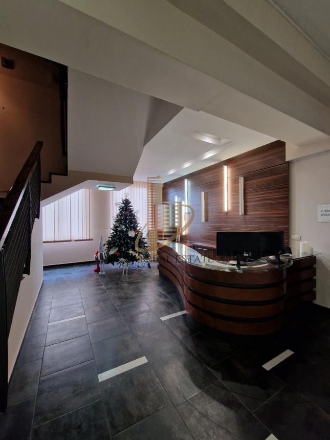 Poslovni prostor od 690m2