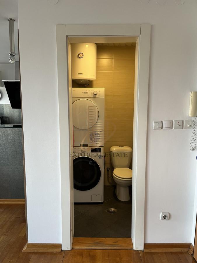 Prodaja 4,0 stan od 112m2 Maksima Gorkog