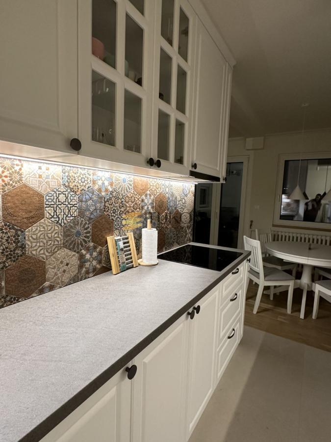 Moderan 3.0 stan kod Immo centra sa panoramskim pogledom