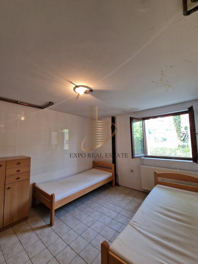 Kuća 290m2 na 10a placa - Ralja -Sopot-Popović