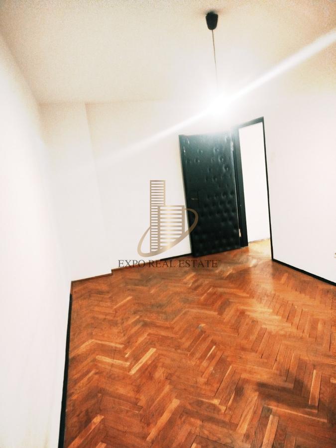 Izdavanje 2,0 stan od 47m2 Strahinjića Bana