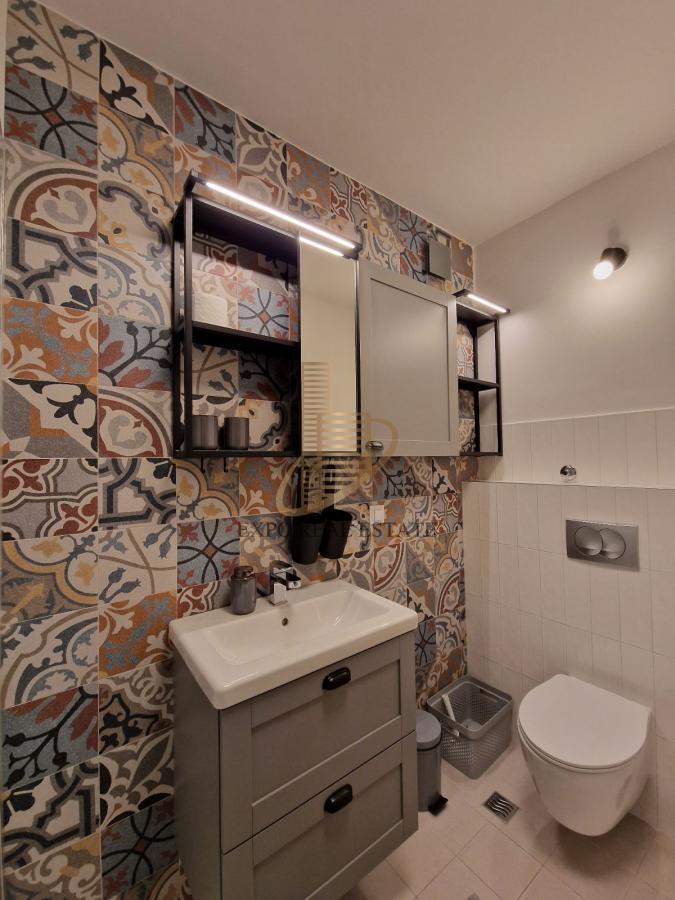 Izdavanje 4,0 stana od 78 m2