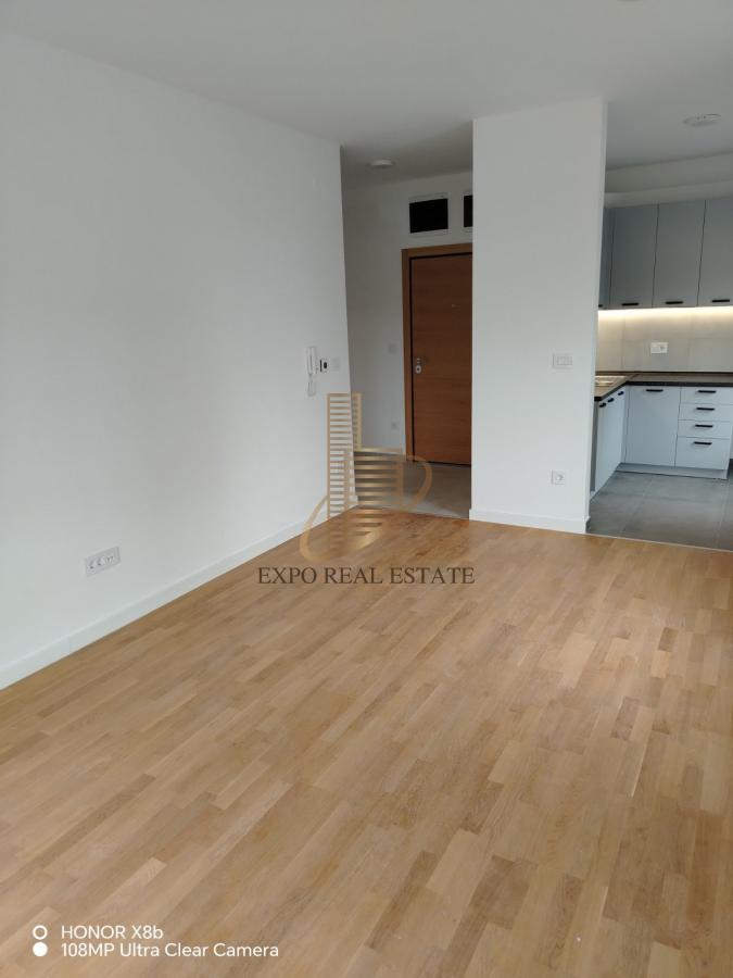 Knežev Park 1,5 stan od 44m2