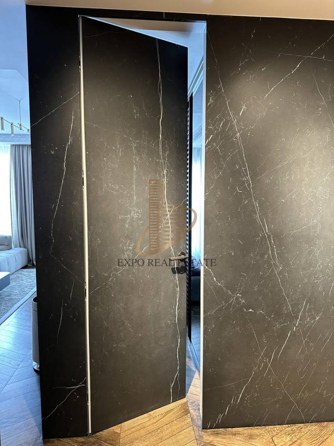 Prodaja 3,0 stan od 66m2 Palata Cvijićeva