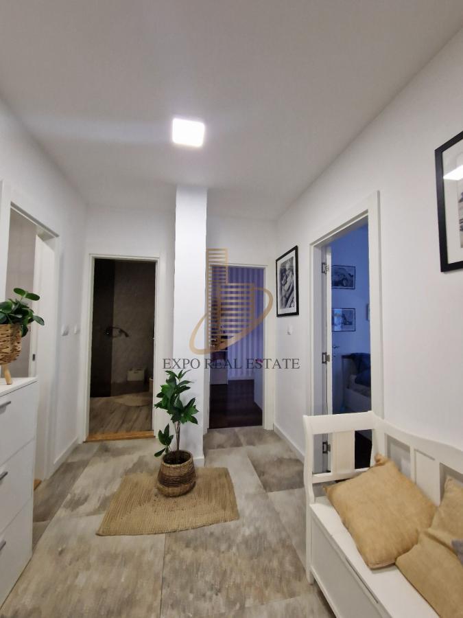 Za prodaju 4,0 stan od 145m2 - Telep